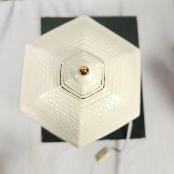 Thomas Kinkade Painter Of Light Spinning Light Up Musical Gazebo - Picture 5 of 12